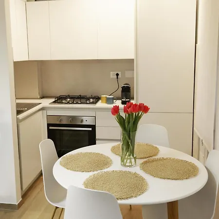 Cinecitta Апартаменты *